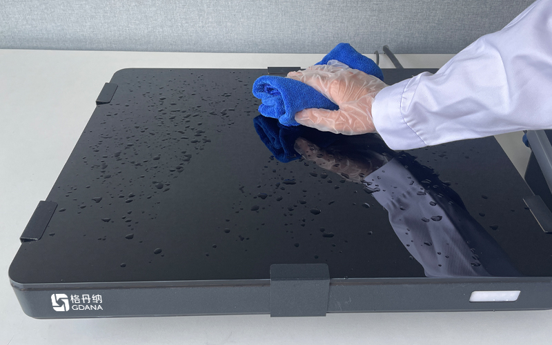 陶瓷電熱板的材質(zhì)優(yōu)勢介紹