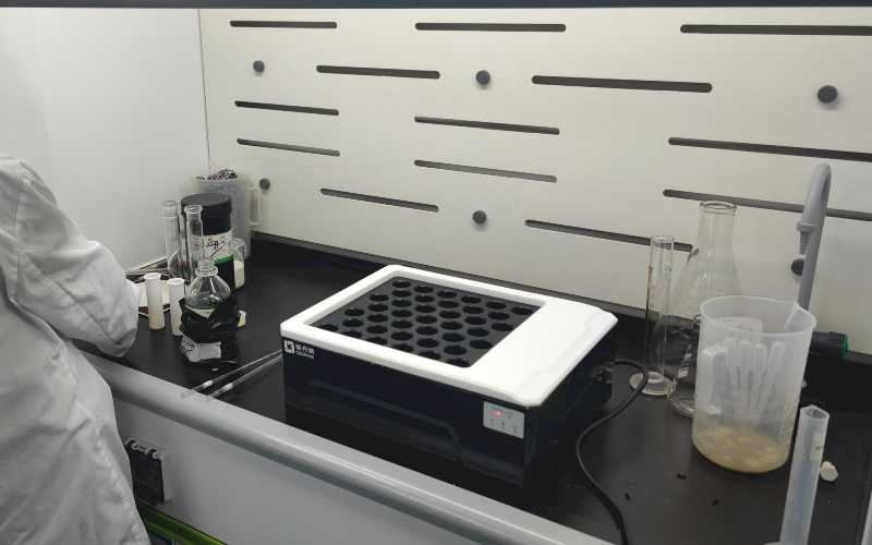 智能石墨消解儀適合哪些工作環境？從腐蝕強度看適配場景